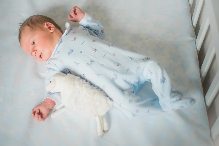 Hello-World-Meet-Yannick-Our-Baby-AnaisStoelen-1.jpg