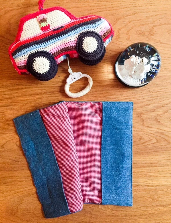 gabin-le-protege-carnet-de-sante denim clair.jpg