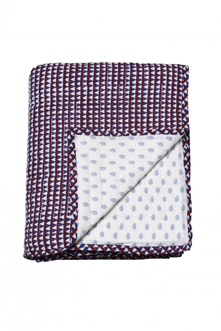 plaid triangles.jpg