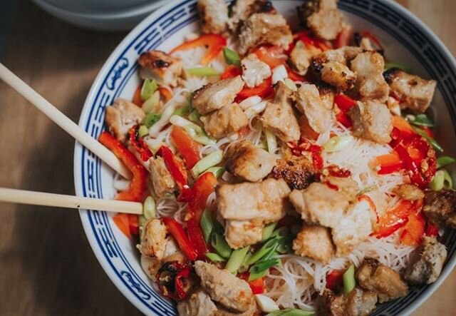 RECIPE: NOODLE PORK SALAD 🍝

Lip-tingling chilli, aromatic ginger and plenty of fresh herbs make this vibrant salad a joy to eat &ndash; it&rsquo;s satisfying too, packed with succulent pork and rice noodles for a healthy, sustaining meal.

Search f