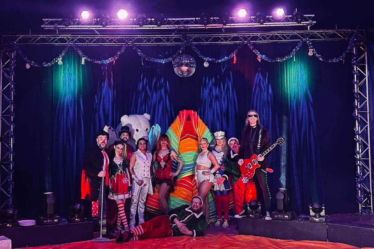 Starting this weekend... The Christmas Circus!

❄️ 7th December to 4th January ❄️

Book your tickets now: thechristmascircus.com
Be quick 🎟️ The shows are booking up fast!

@pauloscircus is returning this year to bring festive cheer with their &quot