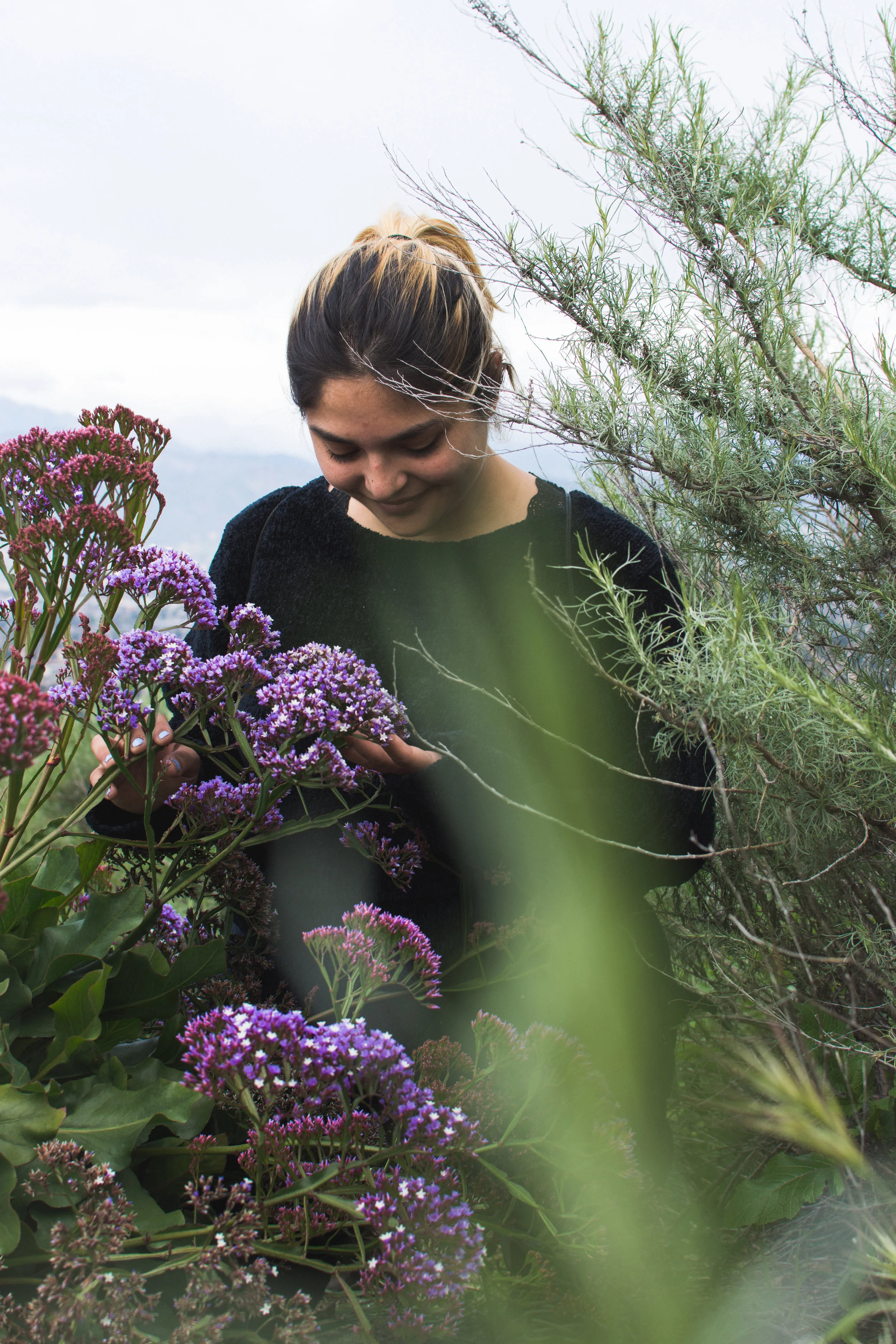 SoyKellyFlowerPortraits-2.jpg