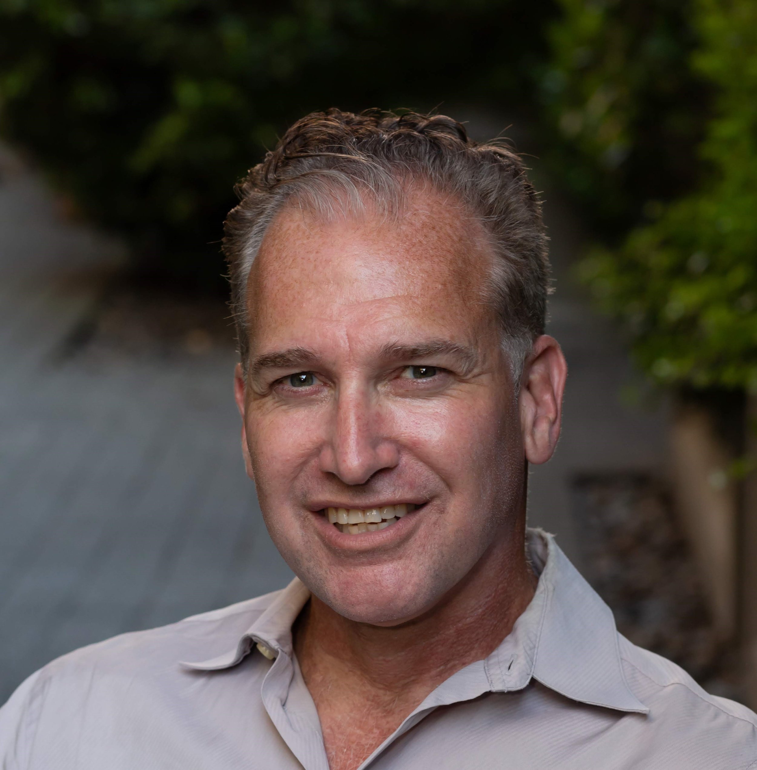 Larry Schlessinger