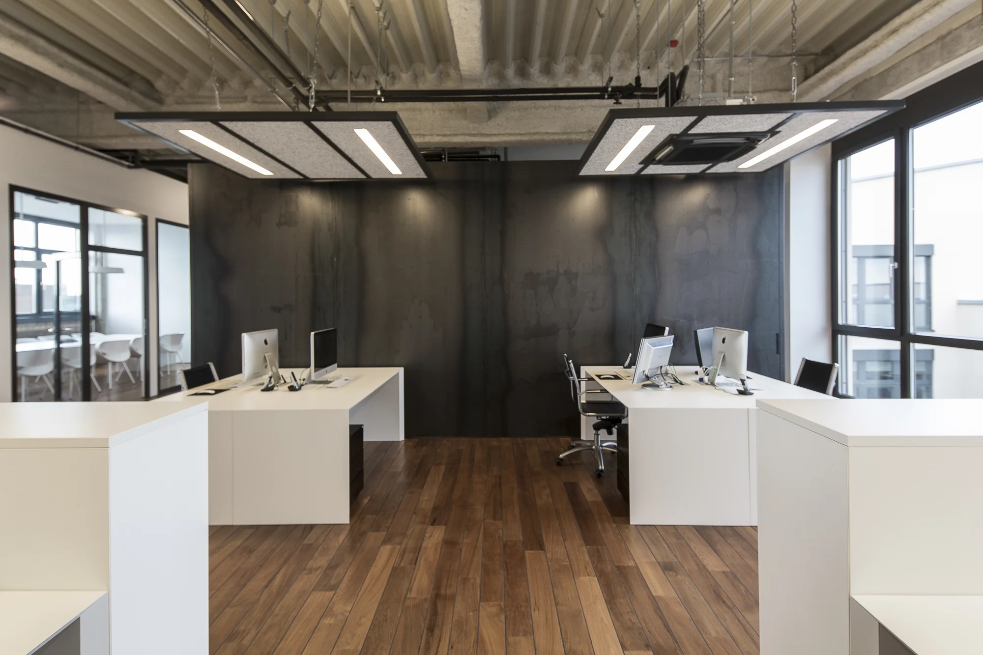 872_piratas_office_088.jpg