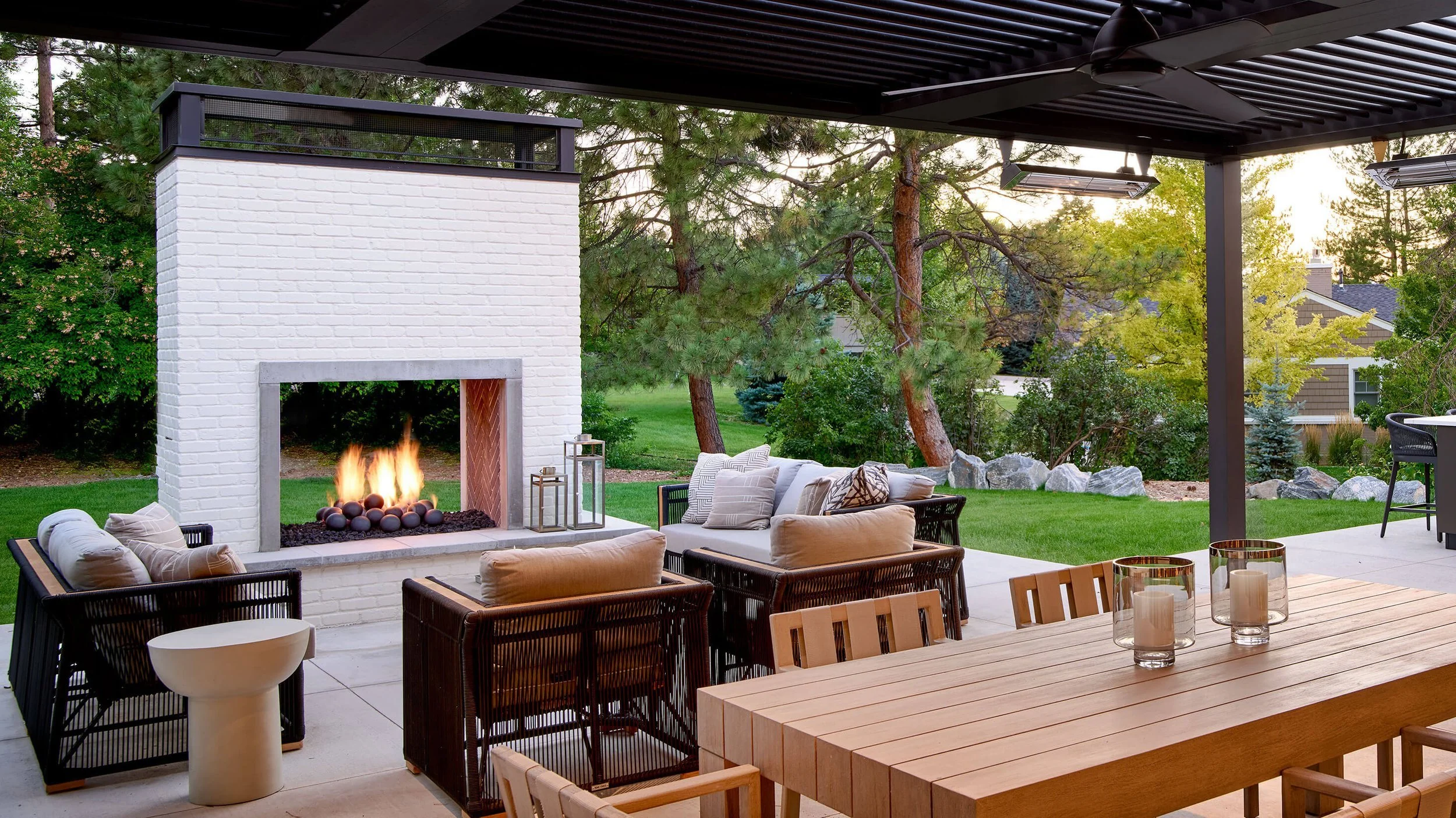 Flame and Form: Unveiling Contemporary Fire Pit Ideas for Luxe Landscapes