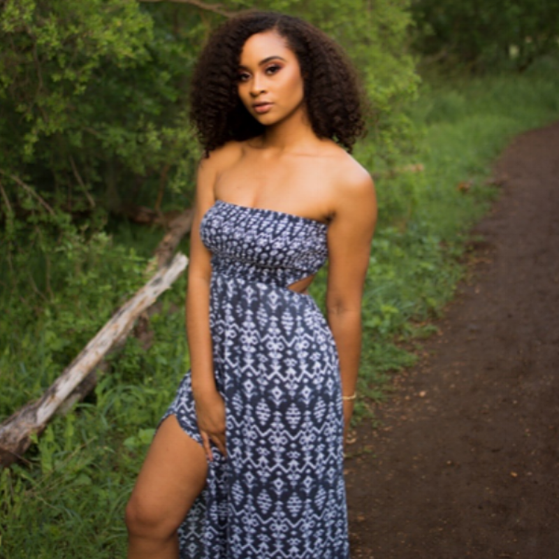 Nomi Sutton - Who's Hot?