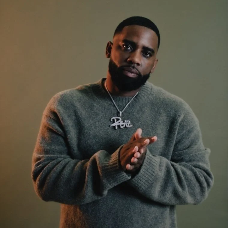 Reason's 'Porches' Album Spotlighted in Soul-Stirring Night of Music and Stories