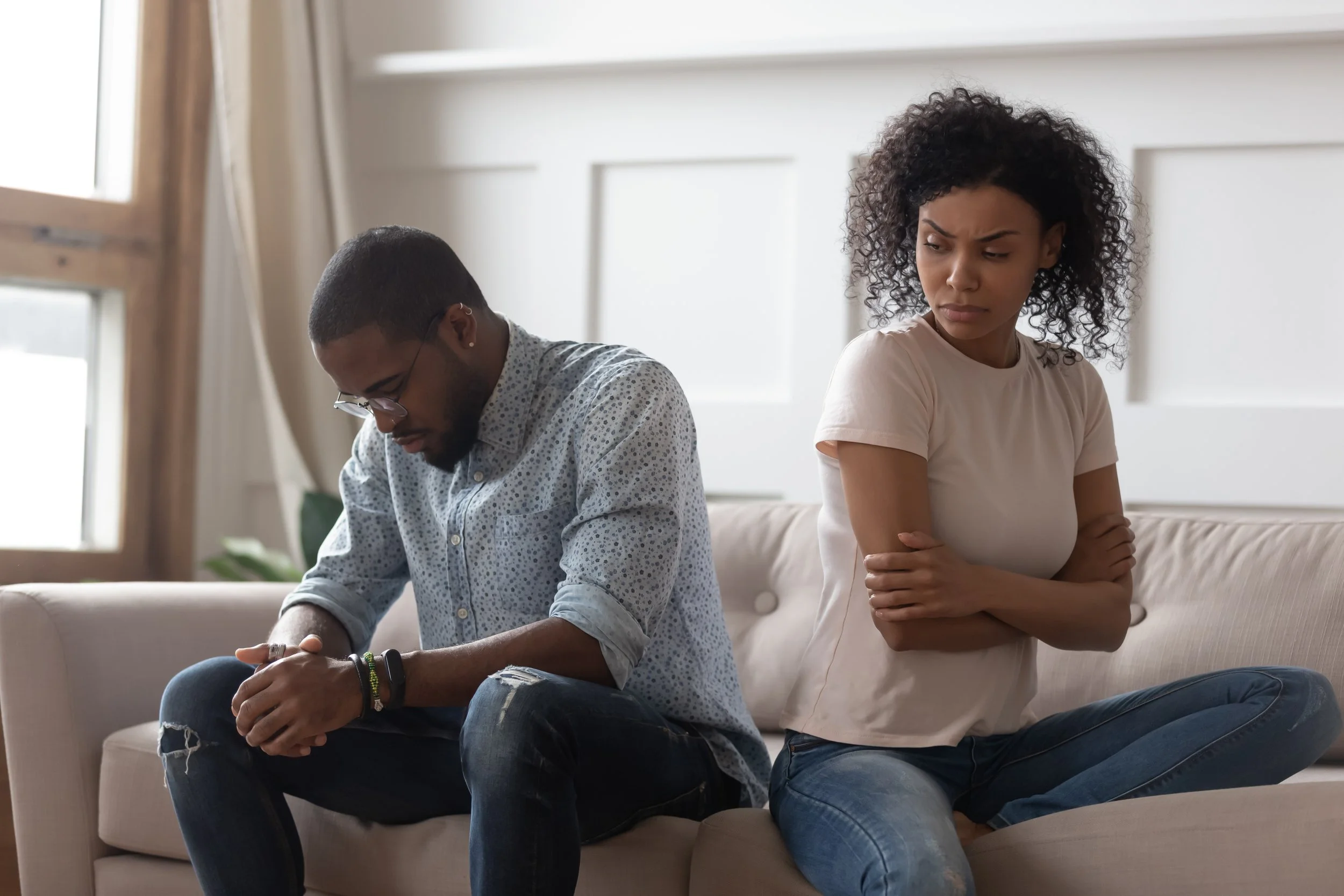 6 Signs Its Time To Leave That Relationship 