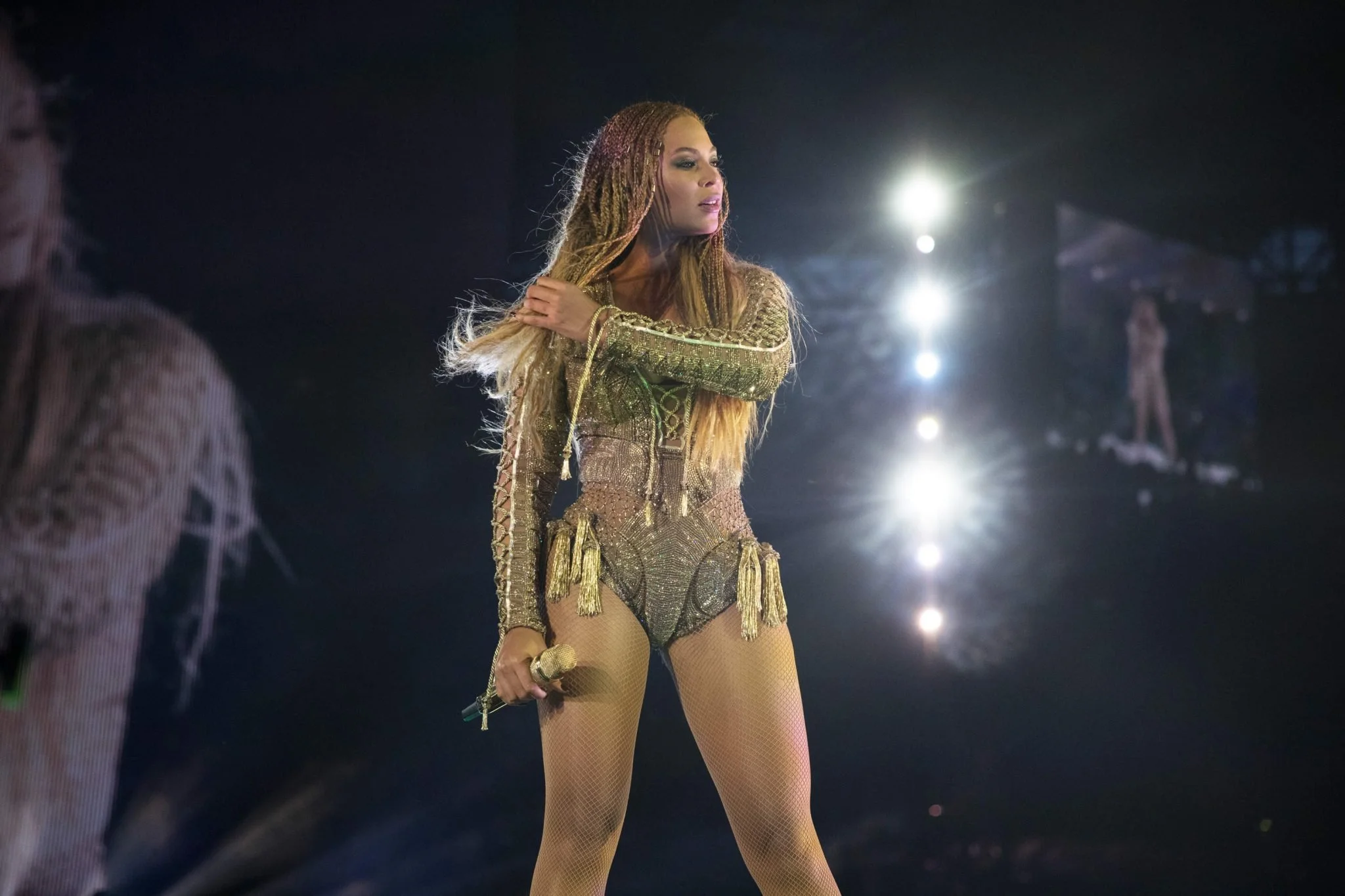 How To Be Beyonced | A Guide On How To Eat The Girls Up At The Renaissance Tour