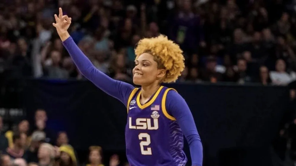 LSU Dominates as the Lady Tigers Win Their First Championship in School