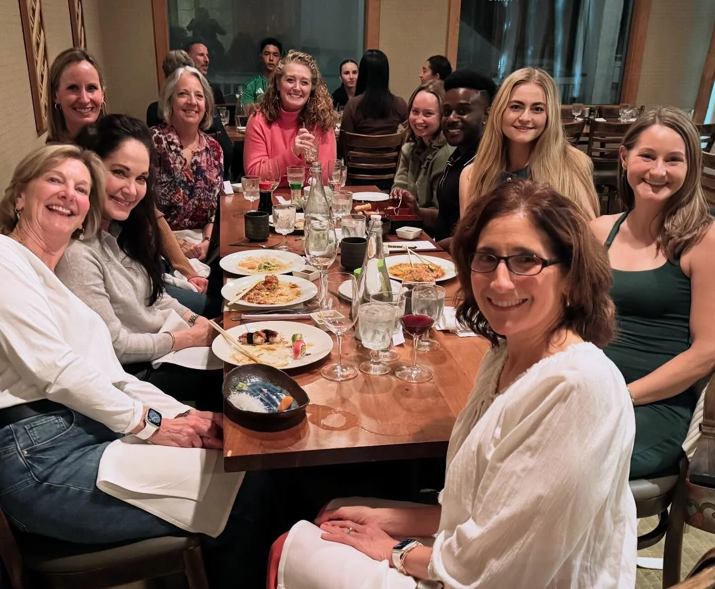 Starting the New Year off with treasured time together laughing, leaning into each other for support, and sharing our deep love for Pilates!! 💖 We have the absolute BEST trainers!! #workthatcoreyall 

(We were missing a few fabulous people!) 😘