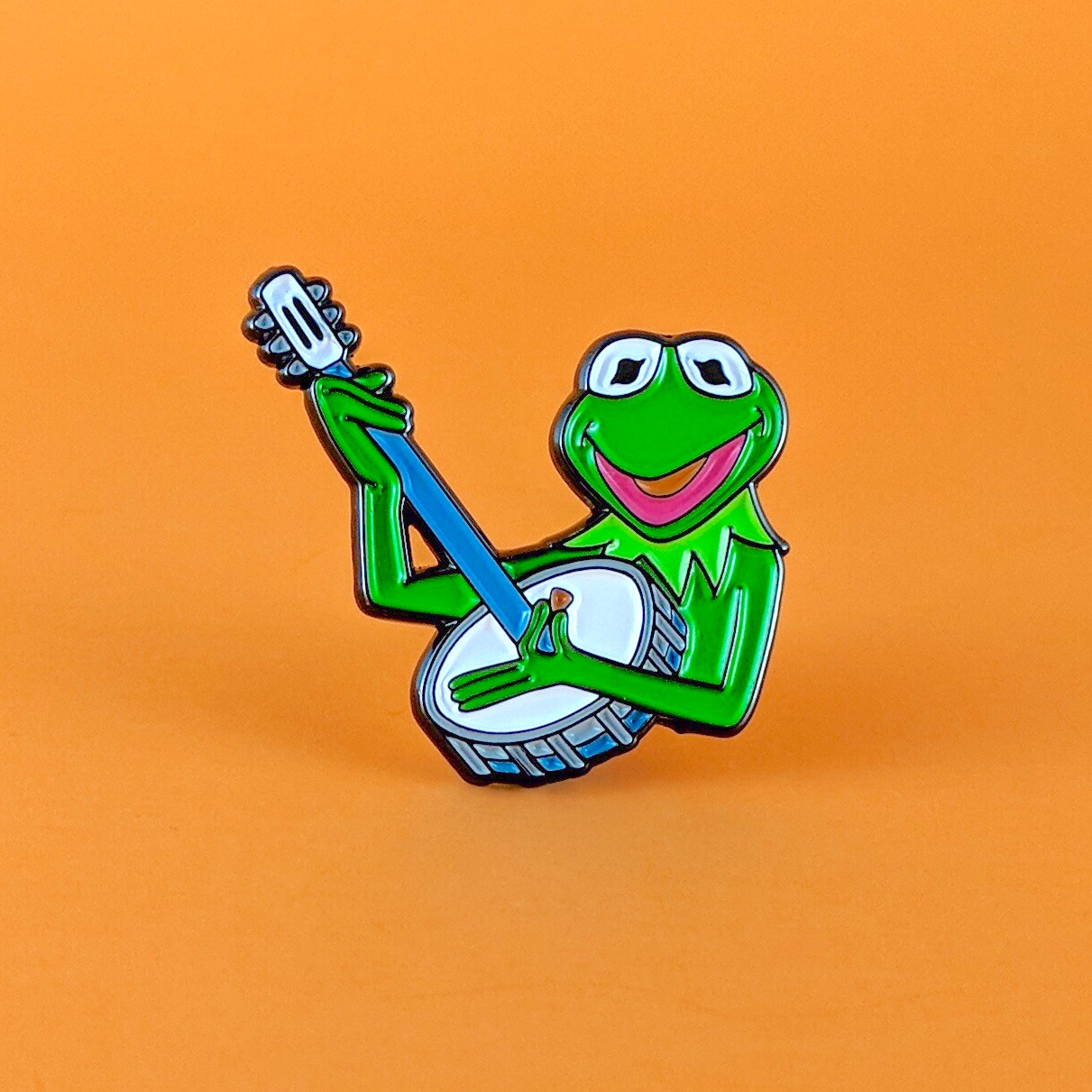 banjo-kermit-pin-muppets-disney-frog