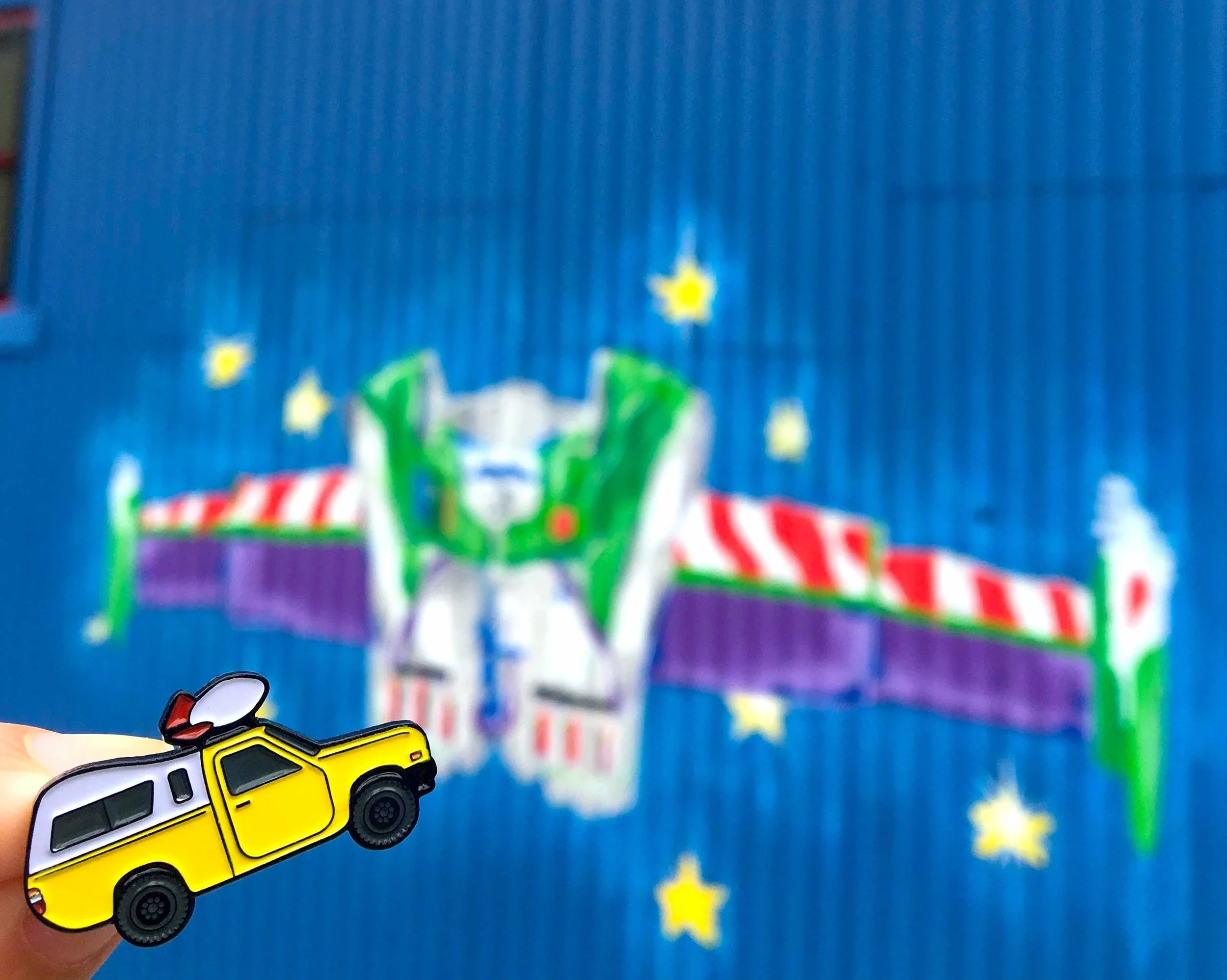 pizza-planet-truck-toy-story-lightyear-buzz-pixar