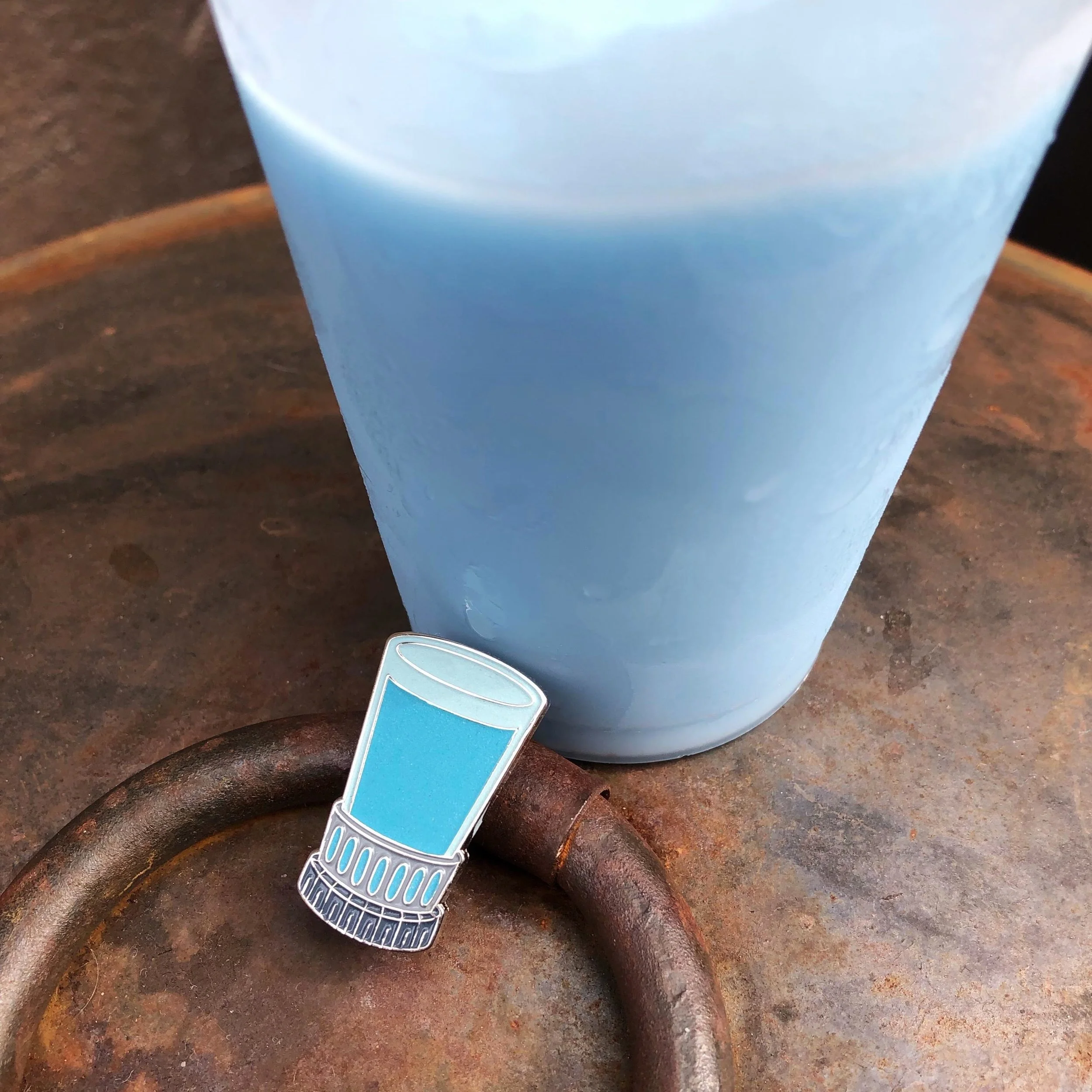 blue-milk-batuu-galaxys-edge-star-wars-disneyland-black-spire-outpost-first-order