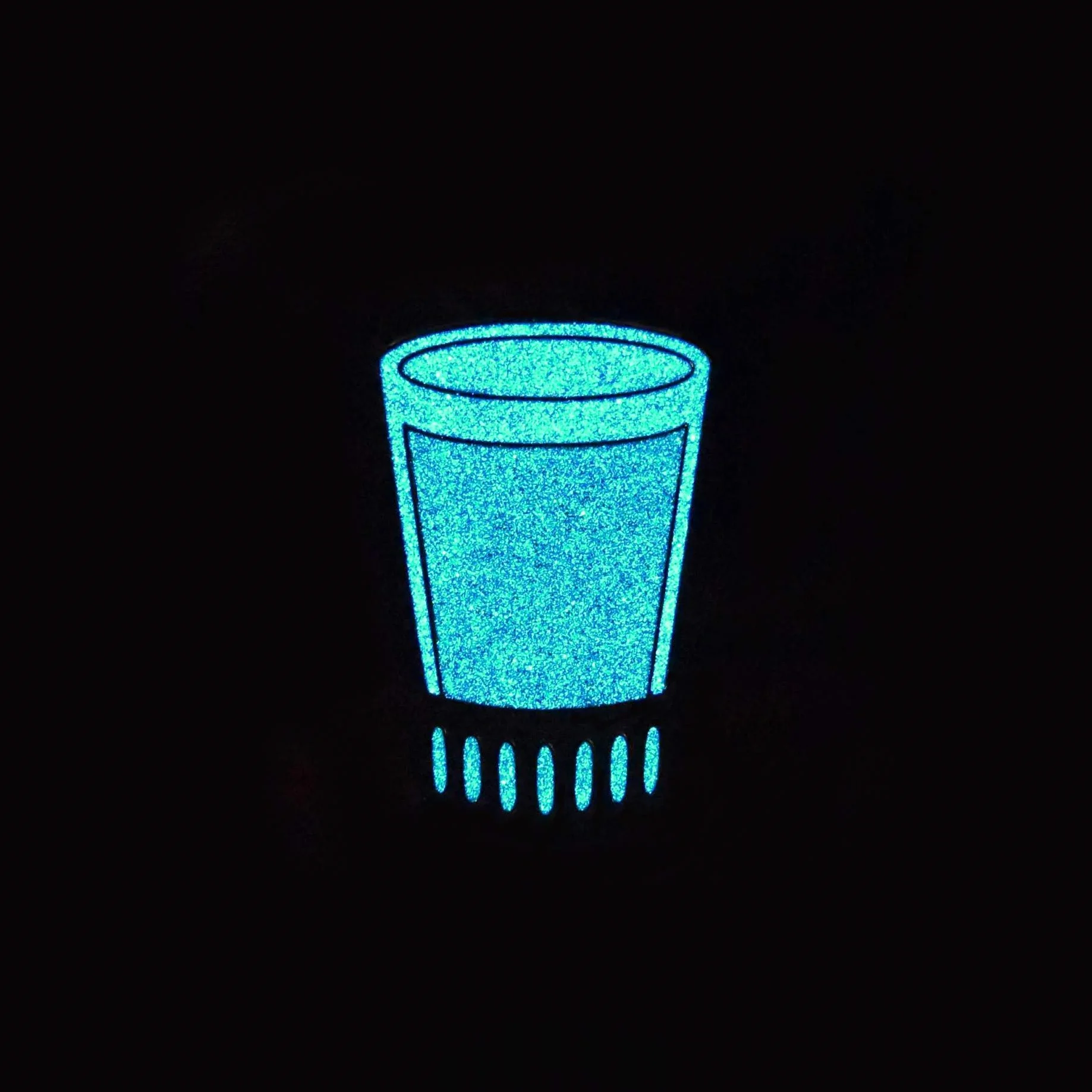 greenmilk-glow-dark-pin-rex-kylo-ren-star-wars-empire-first-order-rebel-rebellion-drink-disneyland