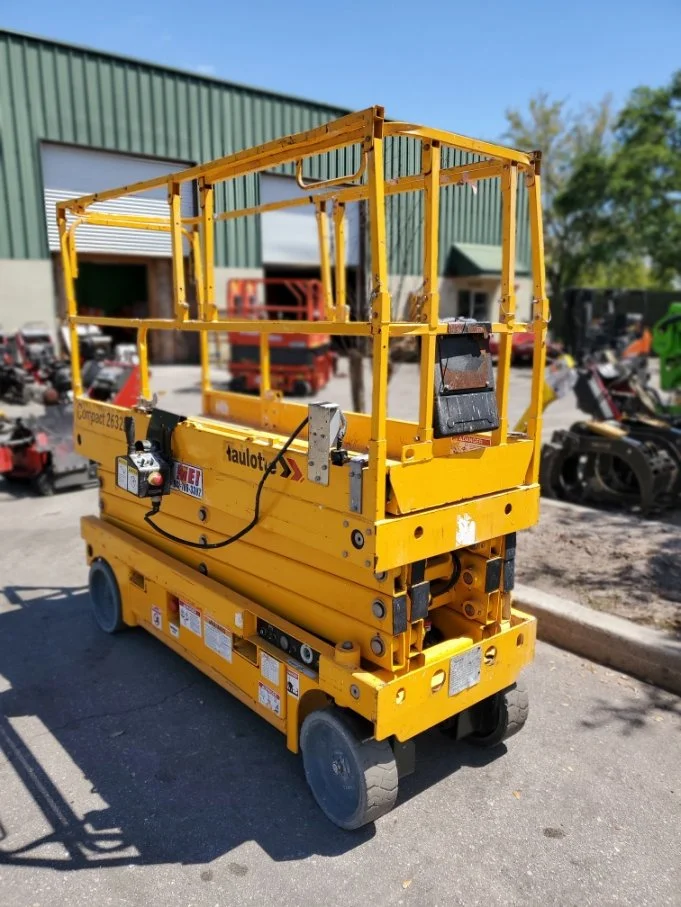 American Pride Rentals - Haulotte 2632E 507 2.jpg