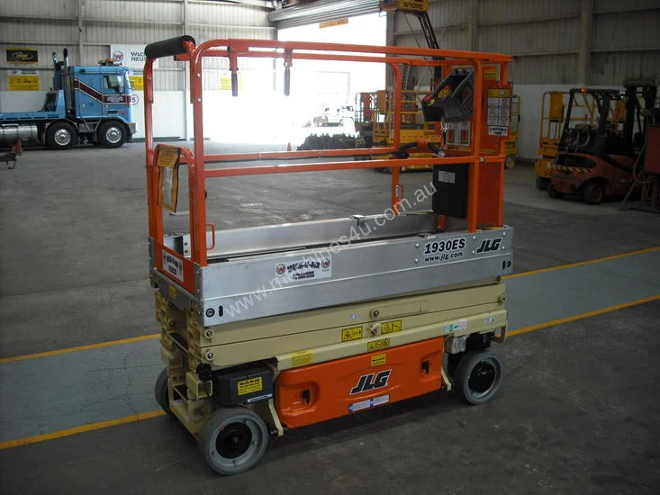 JLG 1930-ES ELECTRIC SCISSOR LIFT