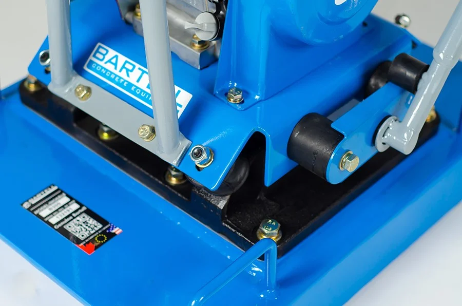 BARTELL-B300-FORWARD-PLATE-COMPACTOR3.jpg
