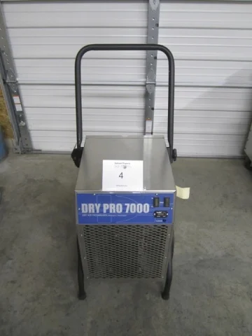DRY-AIR-DRY-PRO-7000-DEHUMIDIFIER2.jpg