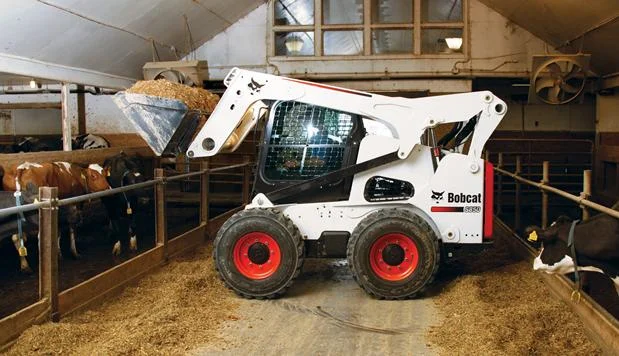 BOBCAT-S590-WHEELED-SKID-STEER8.jpg