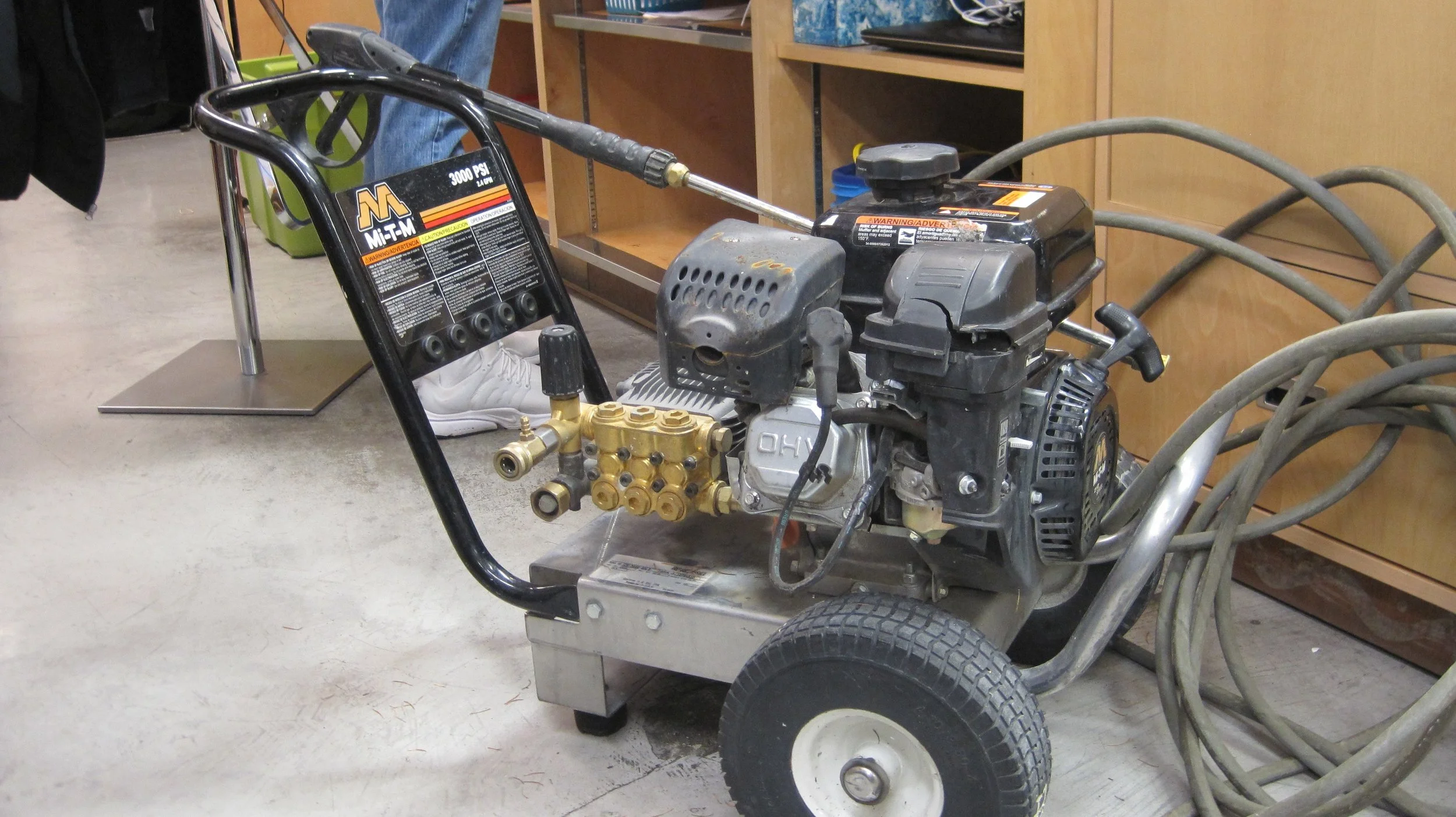 pressurewasher2.jpg
