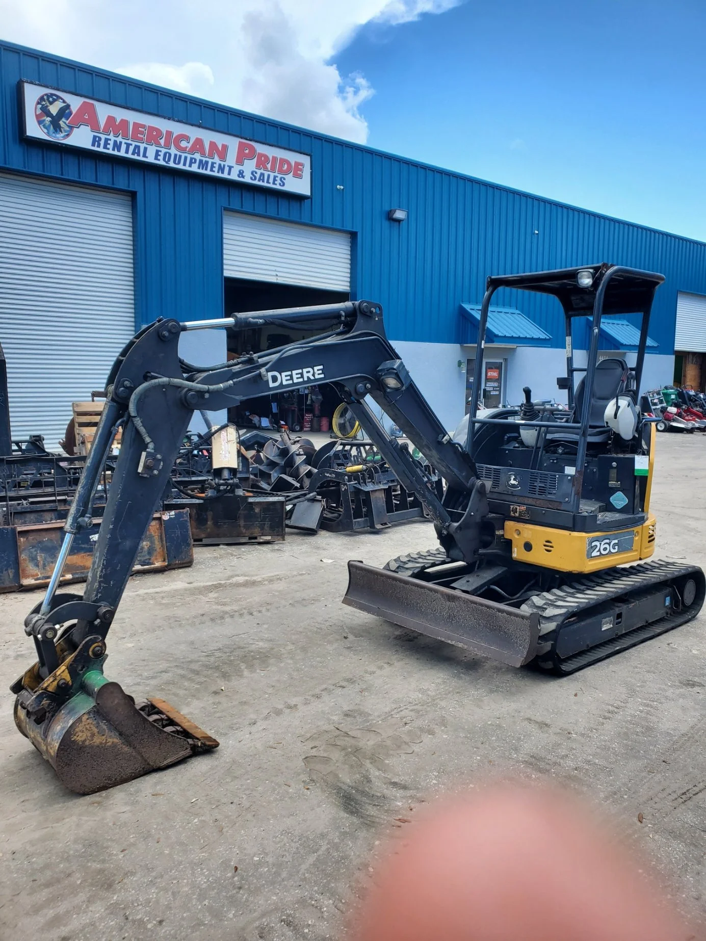 American Pride Rentals - Deere 26G 655 1.jpg