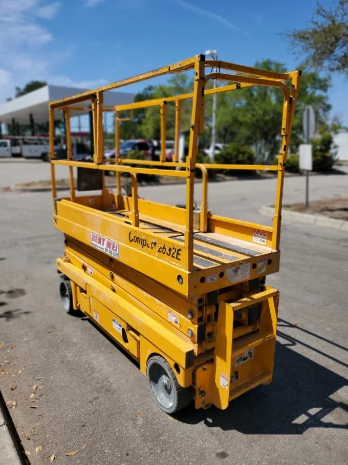 American Pride Rentals - Haulotte 2632E 507 4.jpg