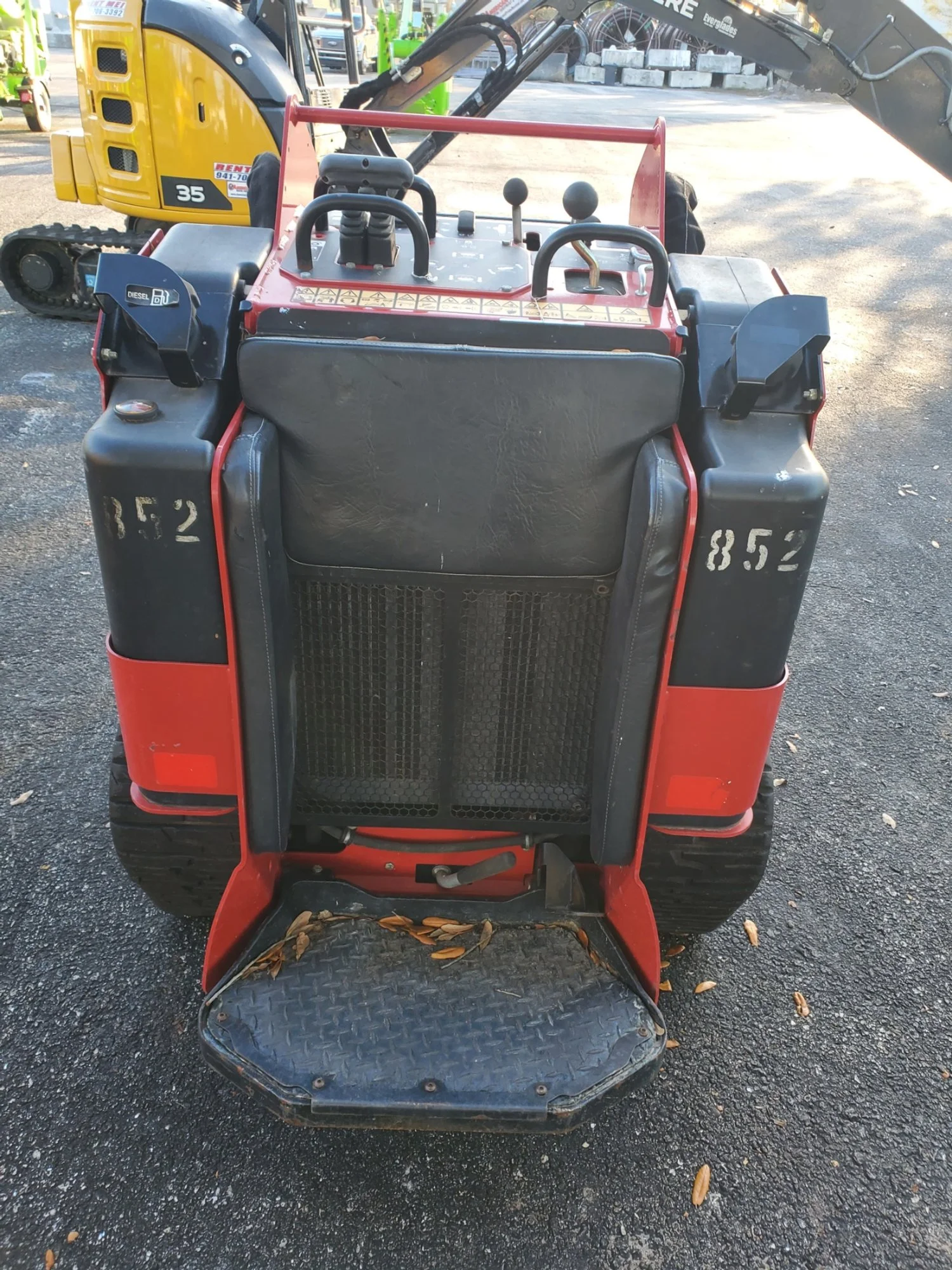 American Pride Rentals Toro Dingo 852 3.jpg