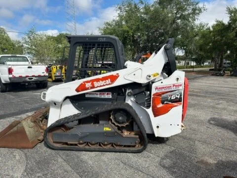 American Pride Rentals Bobcat T64 768 2.jpg