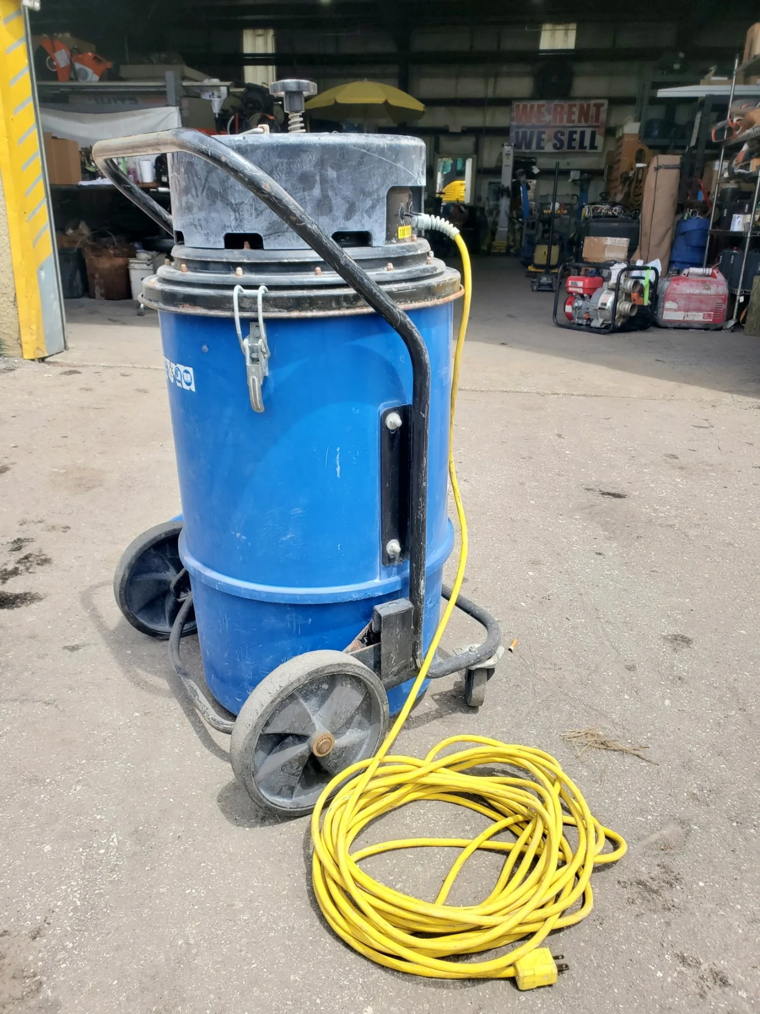 Clarke CAV10 Vacuum For Sale in Sarasota FL