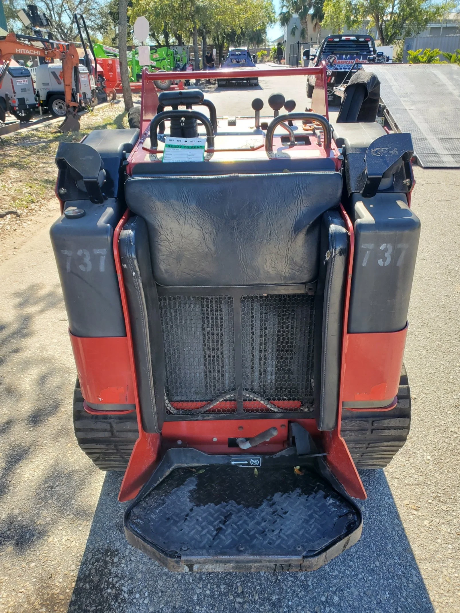 American Pride Rentals Toro Dingo TX1000XL 737 6.jpg