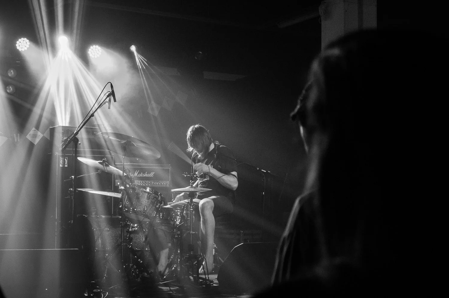 20190330_roheline-saal_barren-womb_-45.jpg