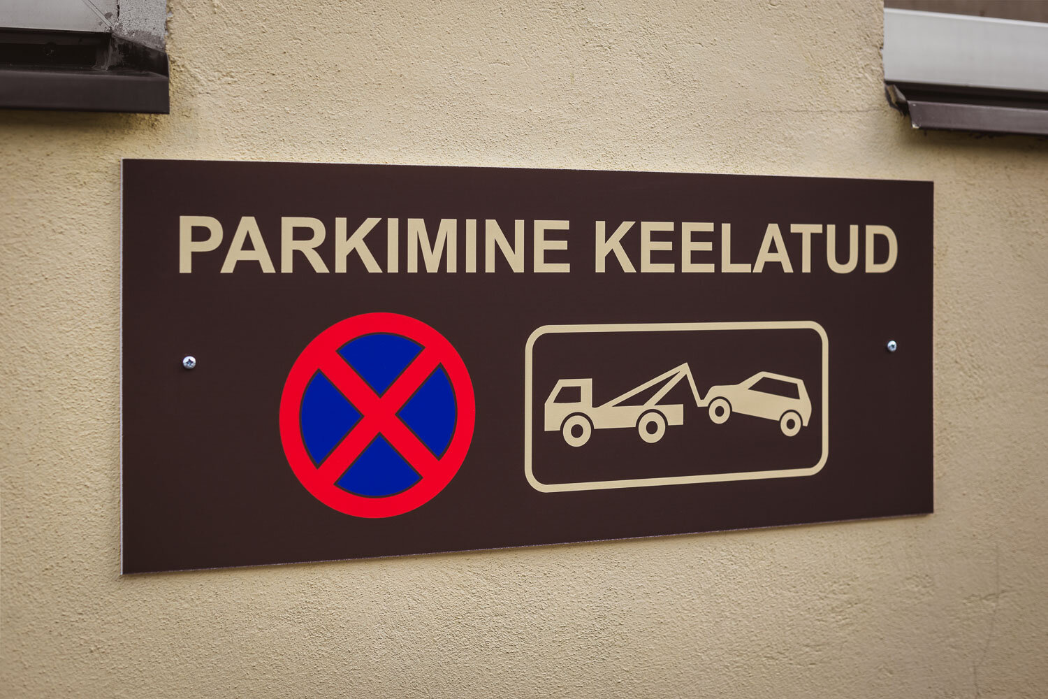 parkimine-keelatud-silt-01.jpg