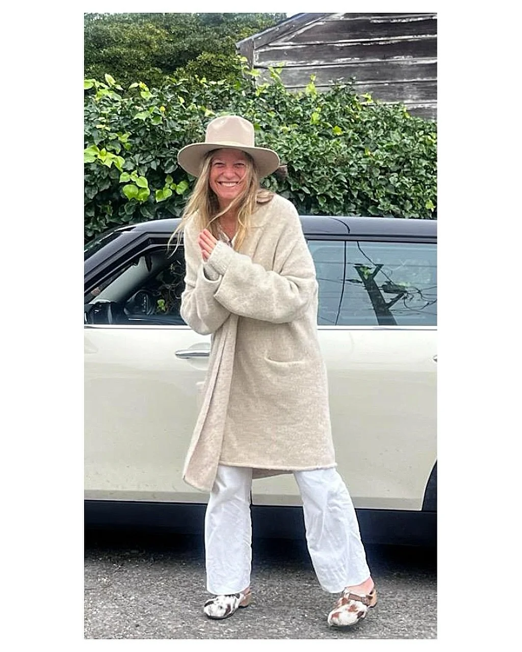 My sweet friend Tray took this photo of me a few months back and I crack up laughing at the memory - when I pulled up to her house to drop off a gift, Tray insisted on snapping this photo because she thought it was so HILARIOUS that everything I wore