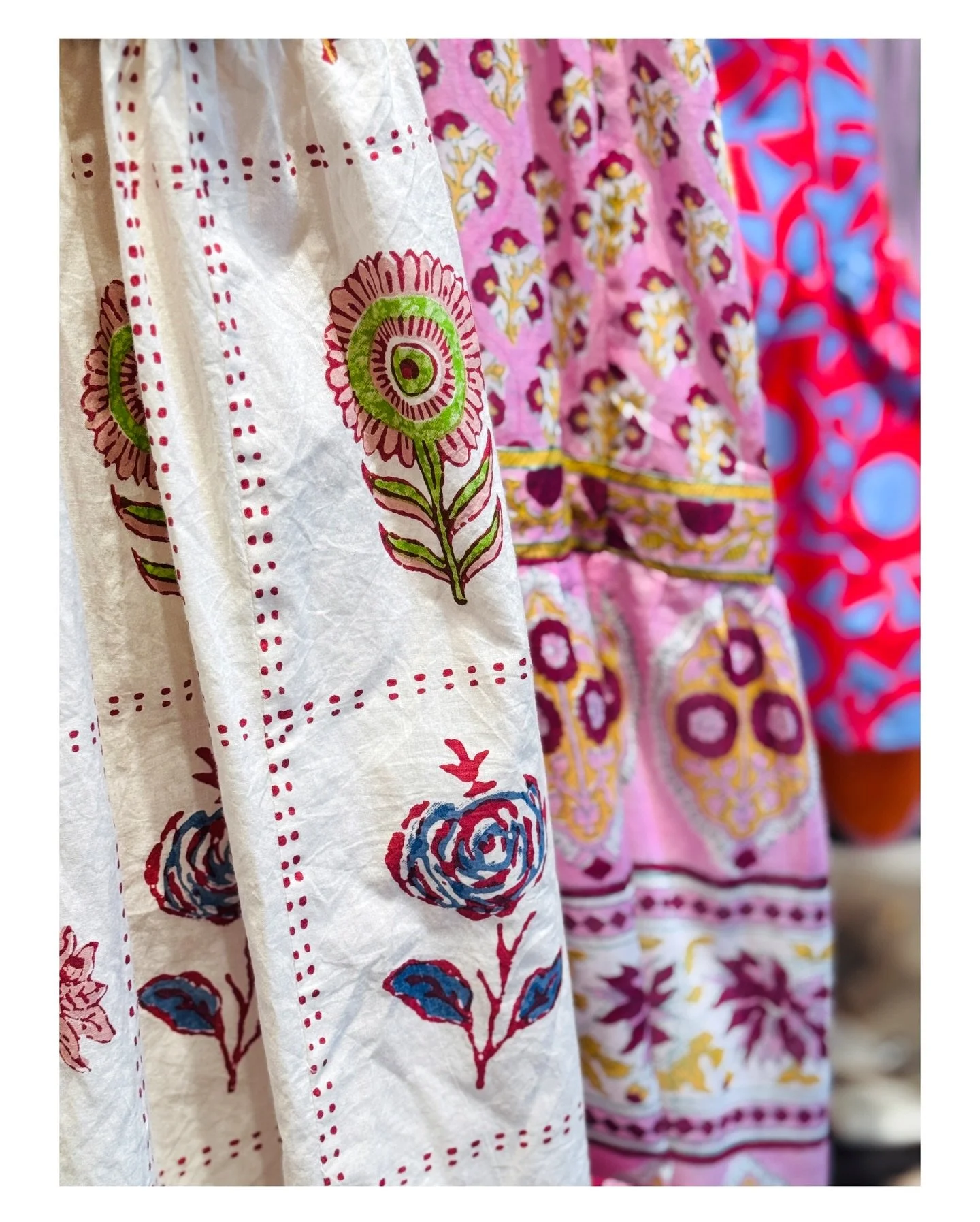 I&rsquo;m a great admirer of creatives and especially of Anna who is my dear friend and the magic maker behind my favorite shoppe (I could also call it a gallery of curated beauty) @mixtasma &hellip; I could photograph the details in her store all da