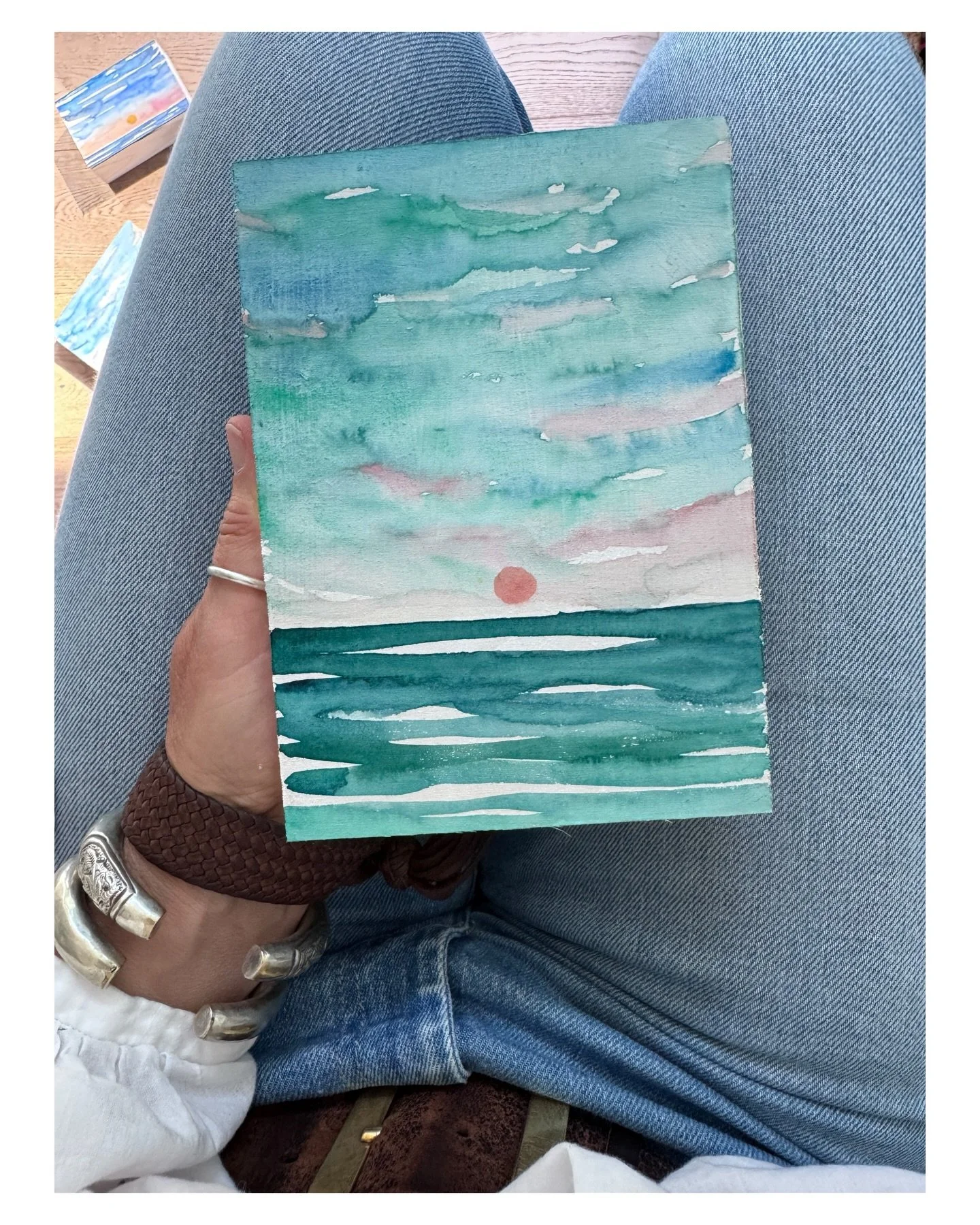 A bit of water and sky for this balmy 75 degree day! WOW. New England you had us in sweaters this morning and reaching for our bathing suits this afternoon! ☀️☀️☀️💛