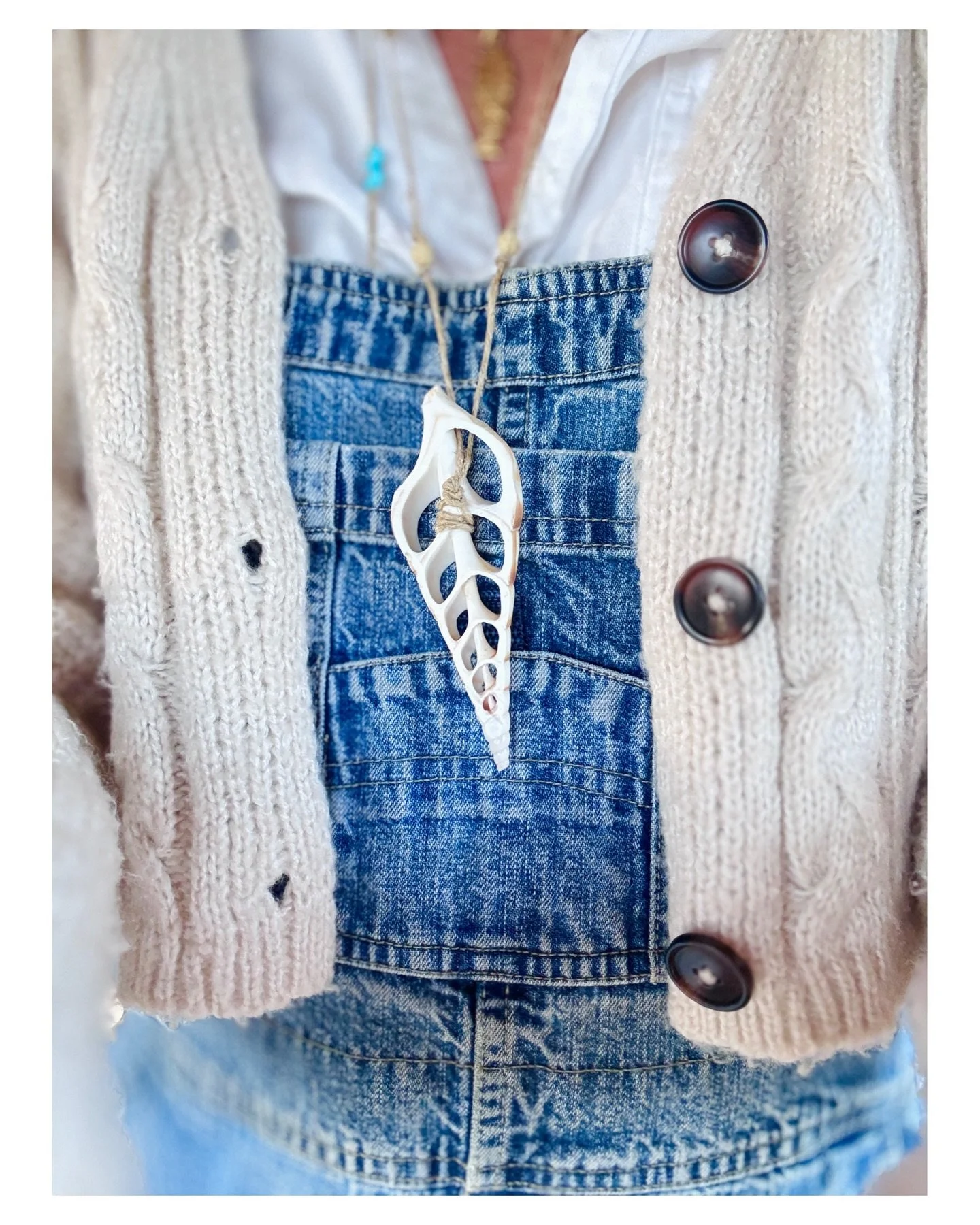 For me one of the most beautiful things created on this earth is a shell&hellip;. I love finding them, I love painting them and I love stringing them. I wore this one yesterday on our journey to the outer Cape and it was so fun getting people&rsquo;s