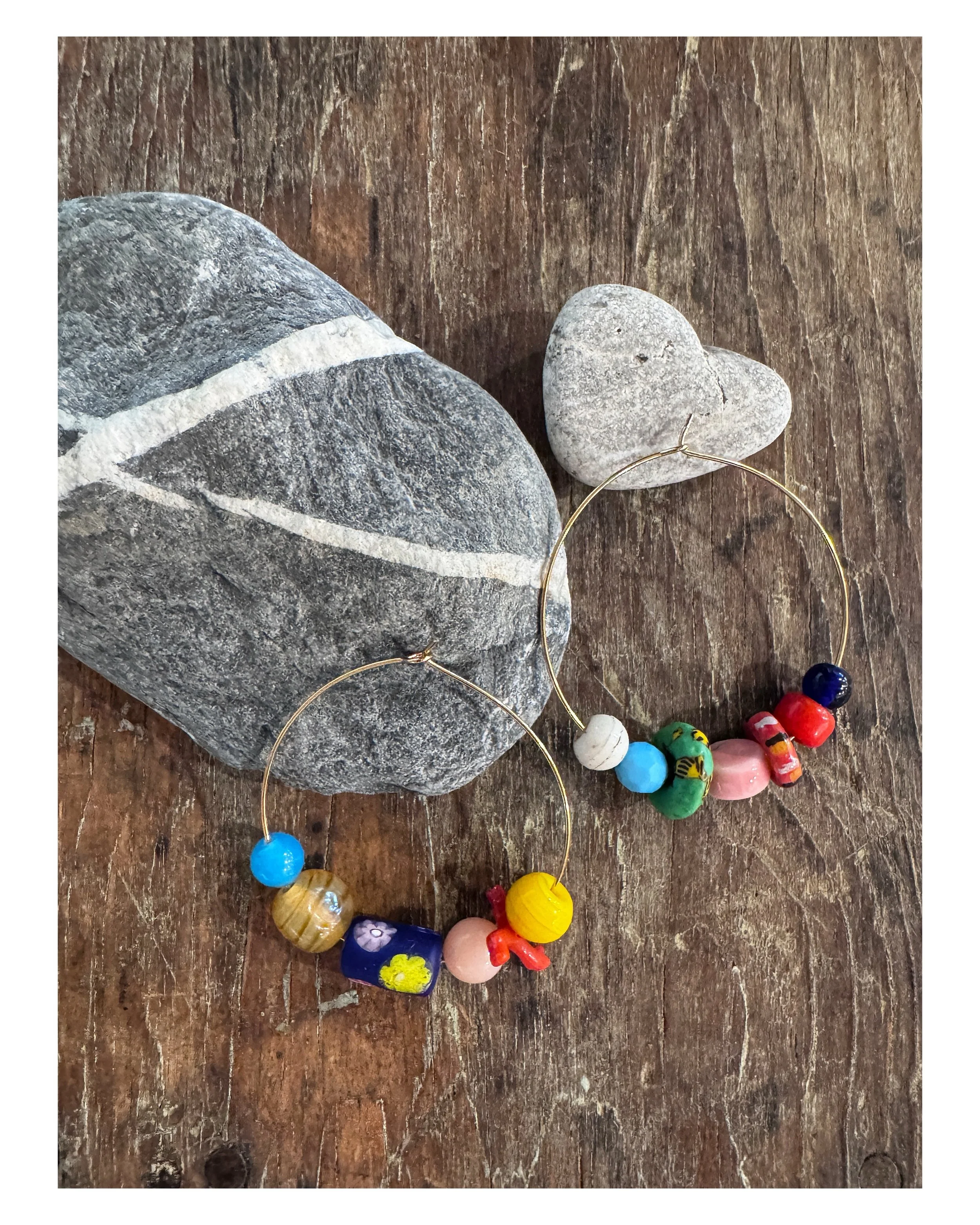 Vintage beads on large hoop earrings &hellip; definitely bringing lots of smiles making these&hellip;. (two sizes 1.5&rdquo; + 2.5&rdquo; because who doesn&rsquo;t ❣️ a big hoop?) 🌸🌿🌊☀️🥰 Have a BEAUTIFUL weekend!!! 🌊❣️☀️

✨

✨

✨

#beachjewelry 