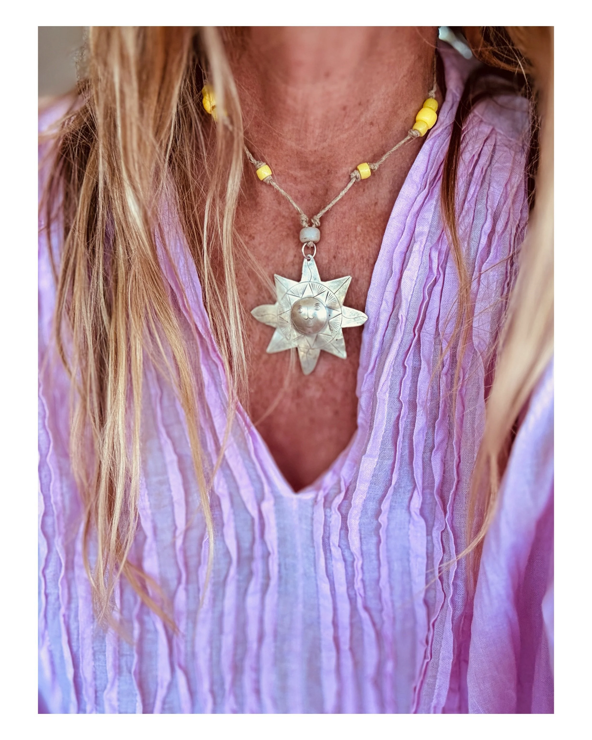 SUNSHINE is one of my favorite words. It feels good to say, it SHINES greats rays of positivity, and makes people HAPPY. When I love someone, - they get nicknamed SUNSHINE☀️💛. I found two of the vintage silver SUN pieces this summer&hellip; one I wi