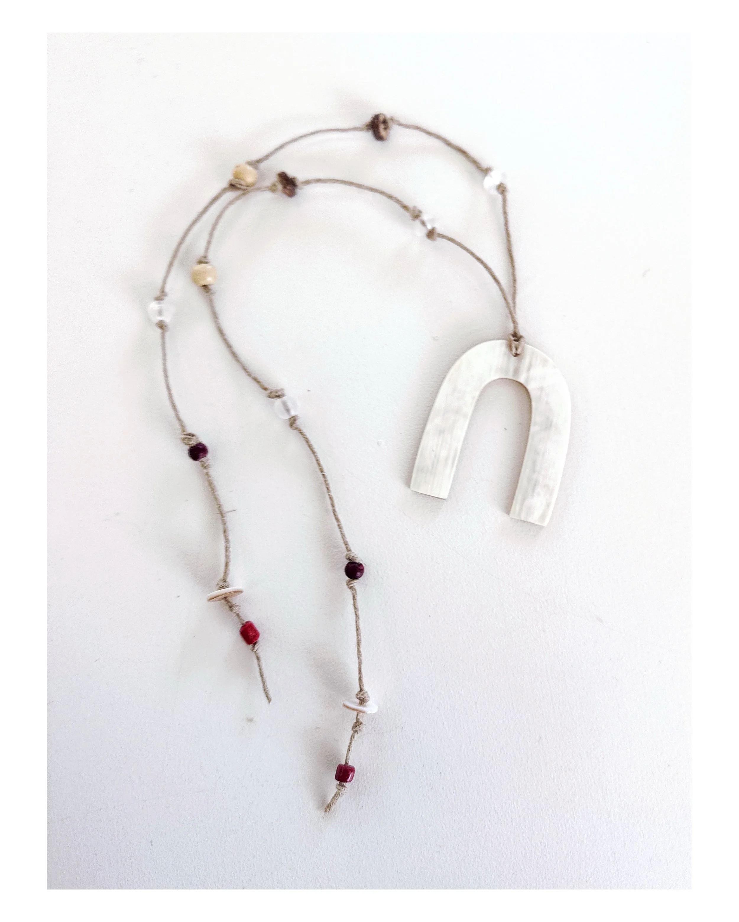I had this carved piece of horn which I strung into a simple sweet necklace - the piece has two sides with natural beautiful colors of the horn + can be worn at different lengths. ❣️

Thinking of&hellip; white sands, shells bleached by the sun, the s