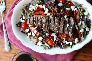 BLUE-CHEESE-STEAK-SALAD.jpg