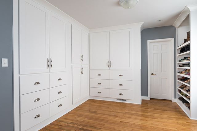 Running out of space in your bedroom? Look no further, we specialize in bedroom cabinetry also! Come stop in and see us today to optimize and customize your bedroom space!

Homestead Cabinetmakers 
Custom Furniture &amp; Cabinetry made in downtown Ka