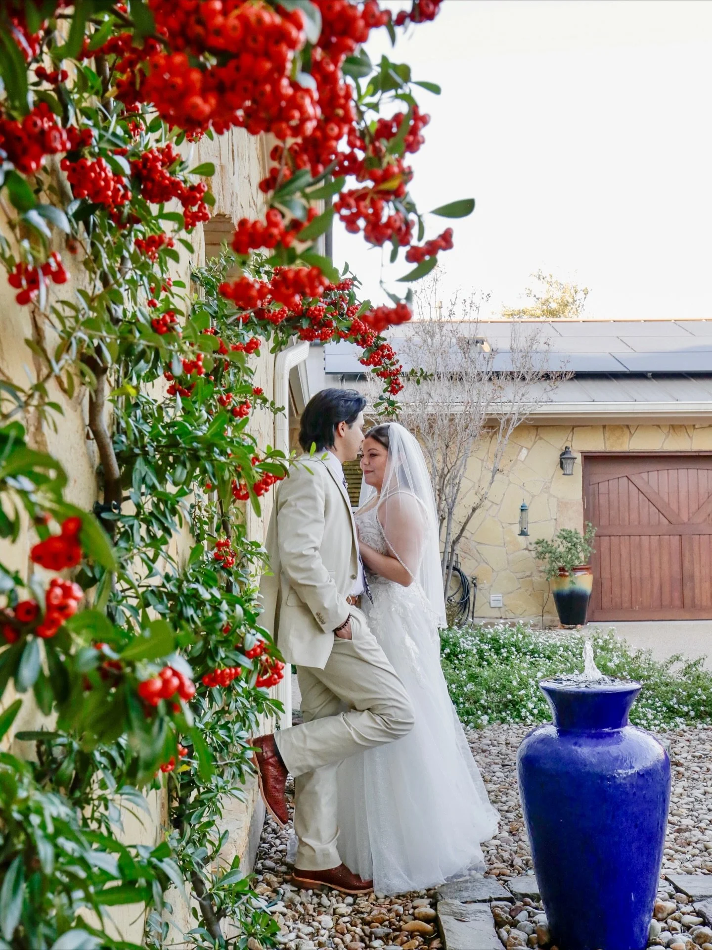 Happy Anniversary Marcos and Kristen ❤️
@kristenandmarcos @marcos_arciniega 

#anniversary #ranchwedding #texasranch #hillcountry #hillcountrywedding #hillcountryweddingphotographer #bridesoftexas #couplephotography #goldenhour #coupleportrait