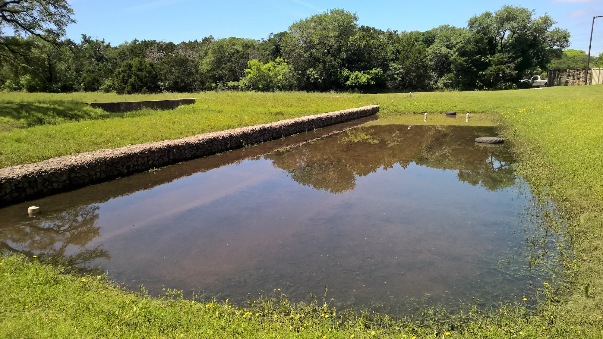bioretention, bioretention pond, bioswale, strip drain, pond, strip drain, flat-lay drain, flat lay drain, horizontal drain, vertical drain, edge drain, combination drain, sitedrain