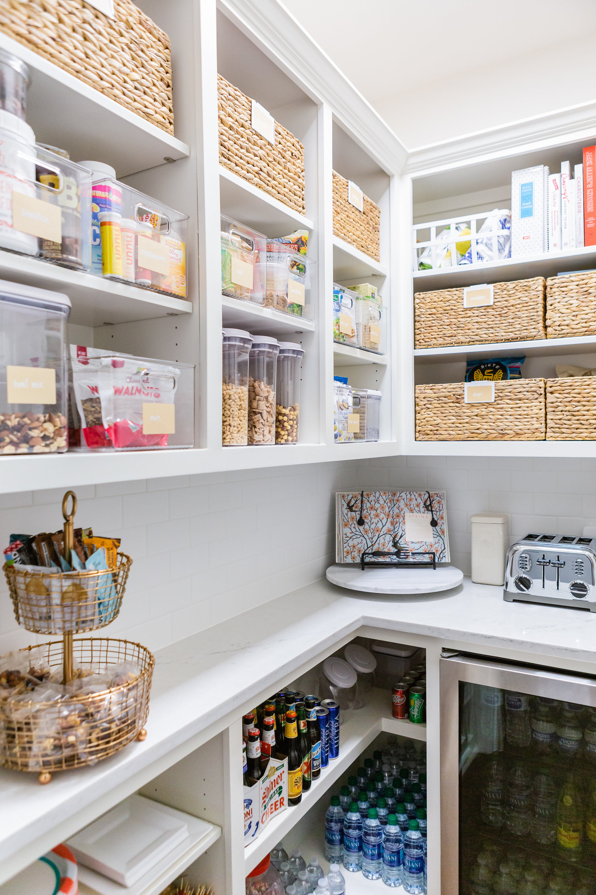 5 Steps to An Organized Pantry with Neat Method and The Container