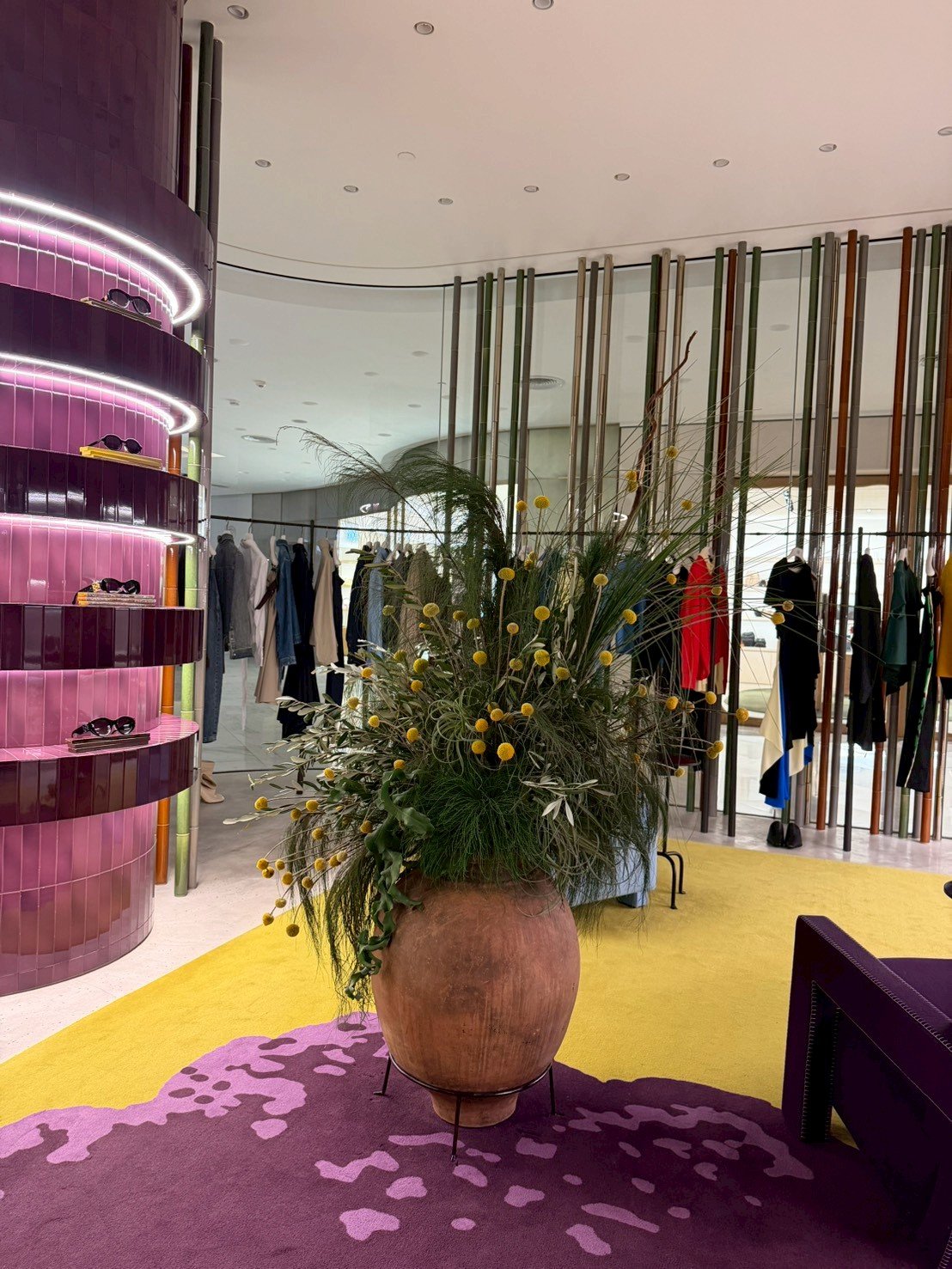 LINE_ALBUM_Loewe display_260319_2.jpg