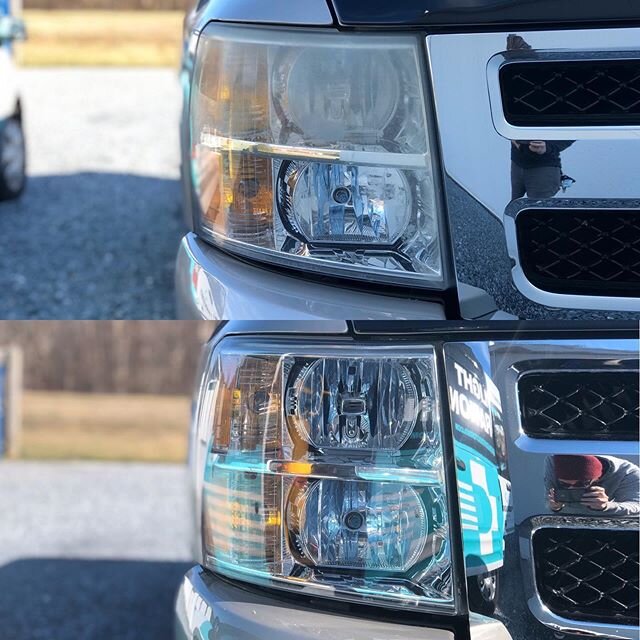 07 Silverado before and after!

#headlightdoctor #headlightdoctormd  #headlightrestoration #headlights #silverado #eastonmd #talbotcountymd