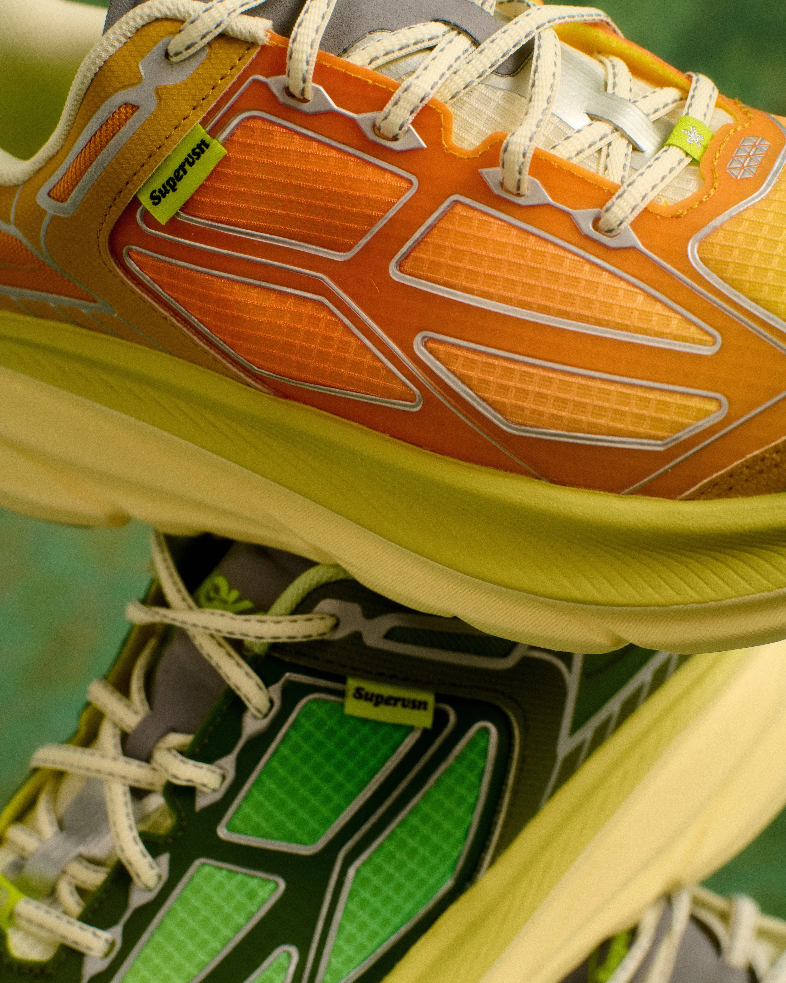 HOKA_SUPERVSN4589.jpeg