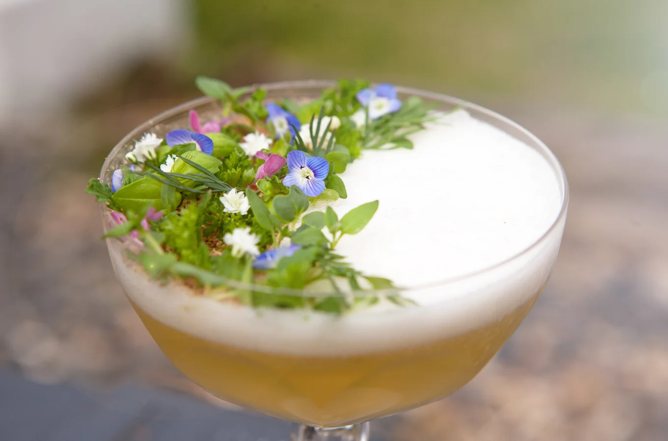 25-72L-ClassicChristmasBarware1-C8.jpg