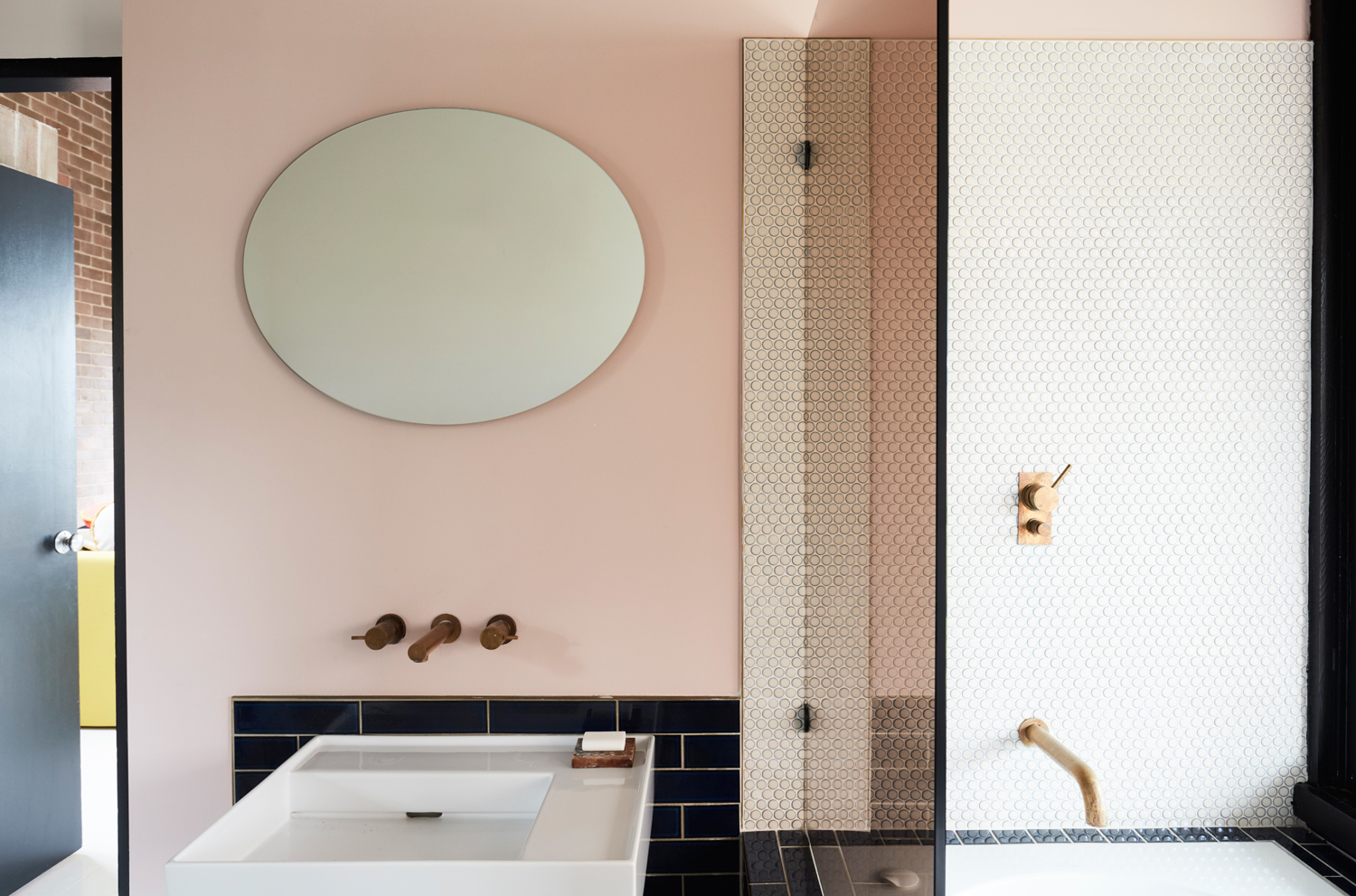 Lymesmith_AmberRoad_bathroom.jpg